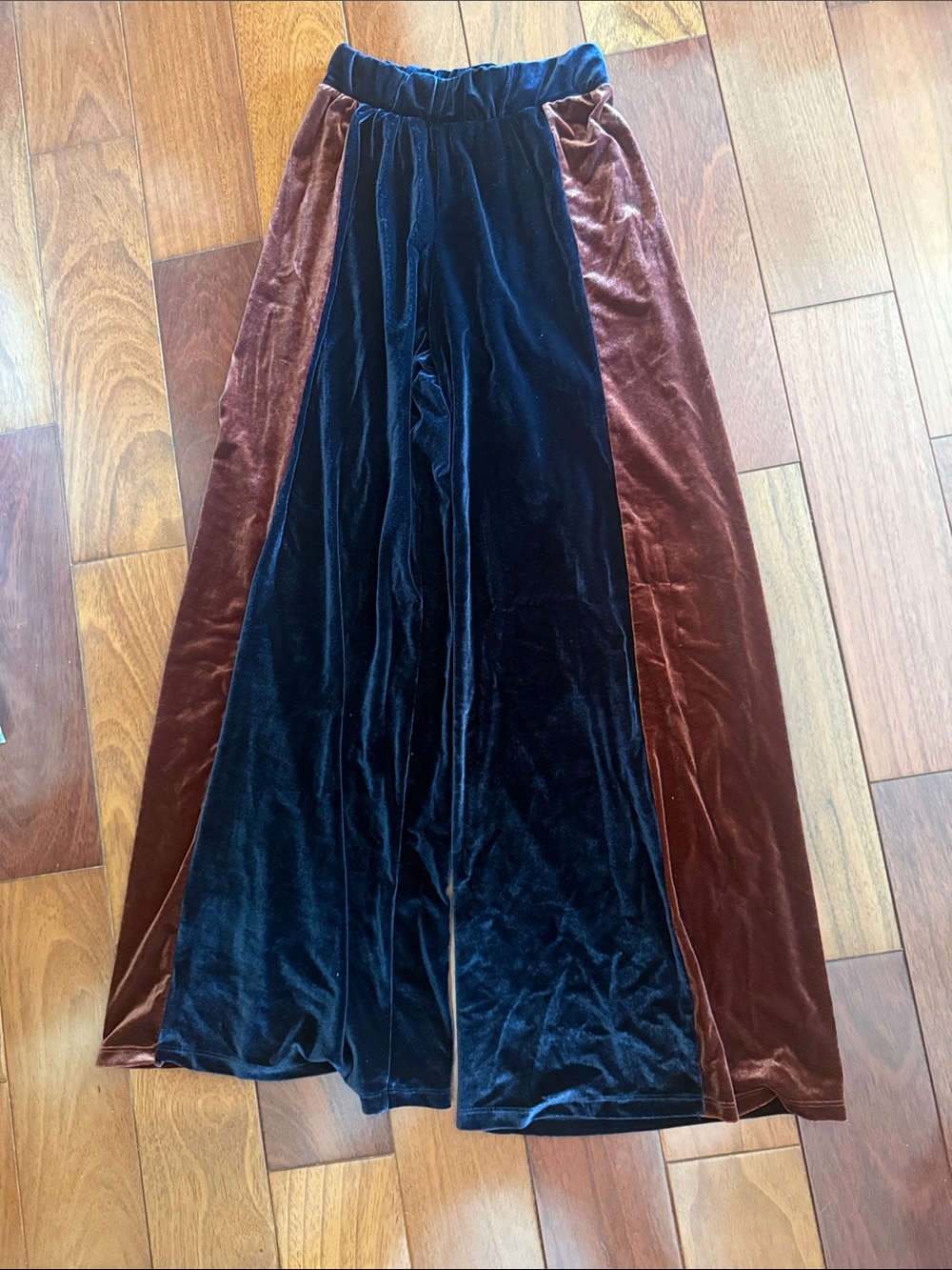 Urban Outfitters Velvet Wide-Leg Pants in Navy and Brown